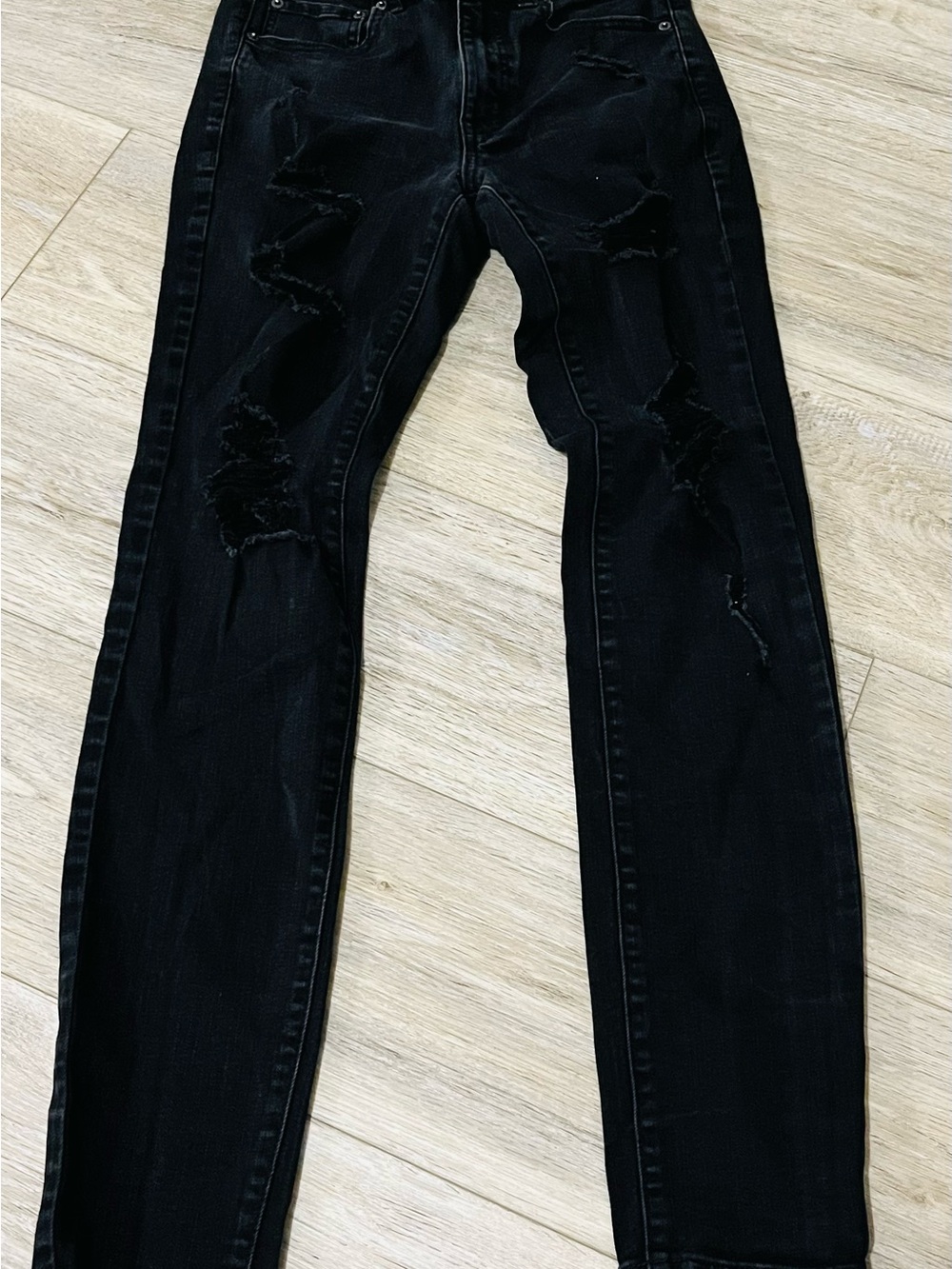 Aeropostale Black Distressed Skinny Jeans